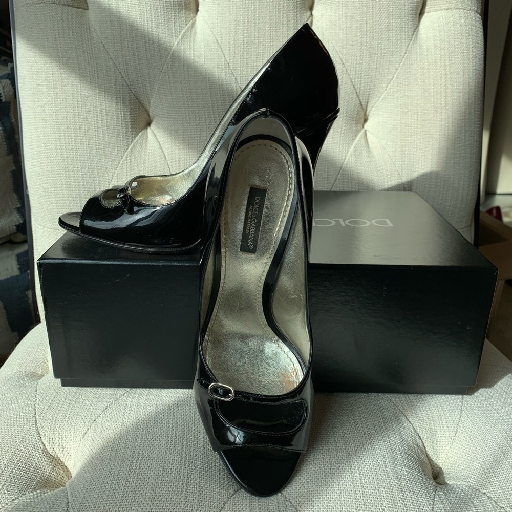 Dolce & Gabbana Vernice Spuntata Pump Black Patent Leather Size 38.5 - Picture 14 of 15